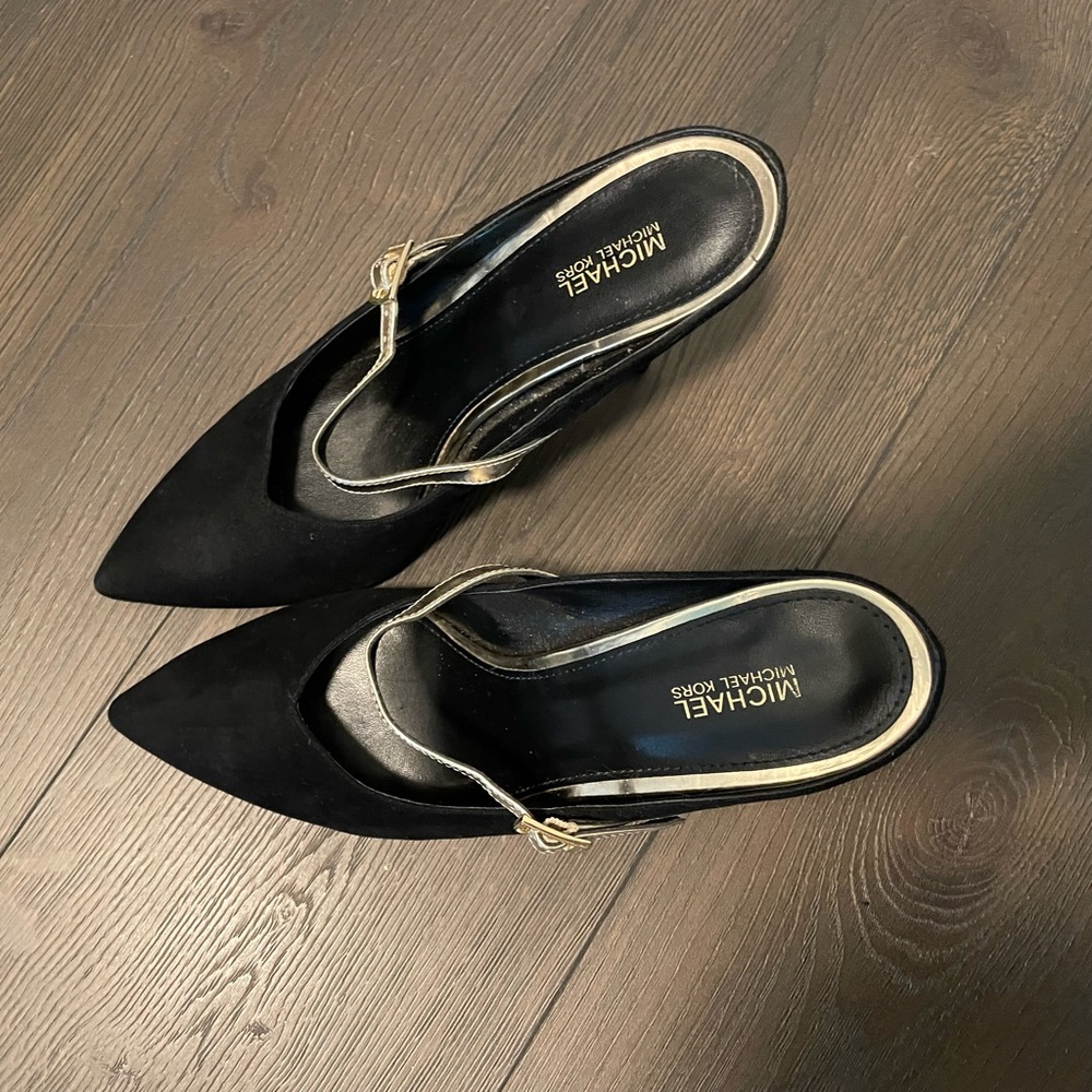 Micheal Kors Size 9 Cute Black Shoes!